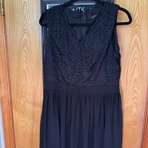 Elegant Black Lace Dress
